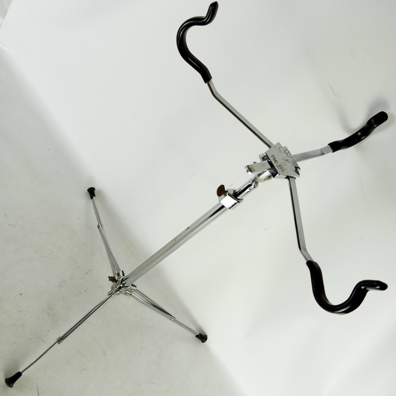 WFL Ludwig Atlas Flat Base #1363 Snare Drum Stand Chrome Vintage 50s Flush USA — main photograph