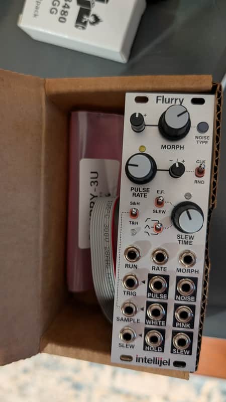 Intellijel Flurry Eurorack Noise & Random Module