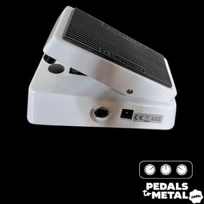 Dunlop CBM105Q Cry Baby Mini Bass Wah 2016 - Present - White - X15639 image 4
