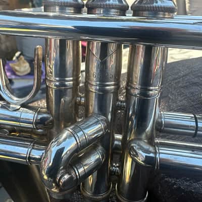 Bach Stradivarius Model 37 Trumpet 70’s - Silver image 3