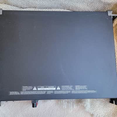 QSC PLX 3402 2-Channel Power Amplifier image 3