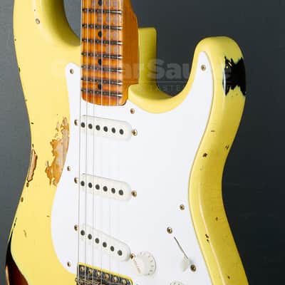 Fender Custom Shop Limited 70th anniversary 54 Stratocaster Heavy Relic 2025 - Candy Yellow Over 2 Color Sunburst (COD 2186NG) image 7