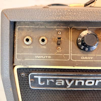 Traynor TS-25B Vintage 25-Watt 1x15 Solid State Bass Combo Amp Made in Canada 1970's image 4