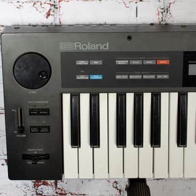 Roland Juno-1 61-Key Synthesizer VINTAGE image 8