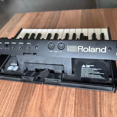 Roland JU-06A Boutique Series Synthesizer Module + K-25m Keyboard image 3
