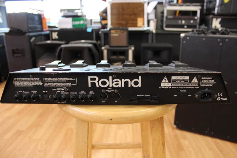 Roland VG-8 V-Guitar System w/Roland GK-2A Pickup - FREE shipping