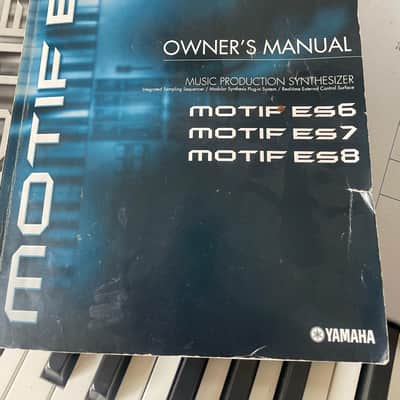 Yamaha Motif - ES8 2000s - silver image 2