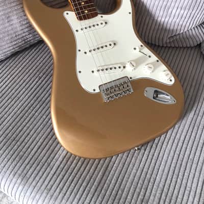 Fender Limited Edition Vintera '70s Stratocaster Hardtail 2020s - Firemist Gold CS '69 Pickups imagen 1
