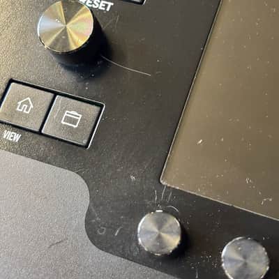 Line 6 Helix LT Multi Effects Processor w/ Gator Carry Case image 6
