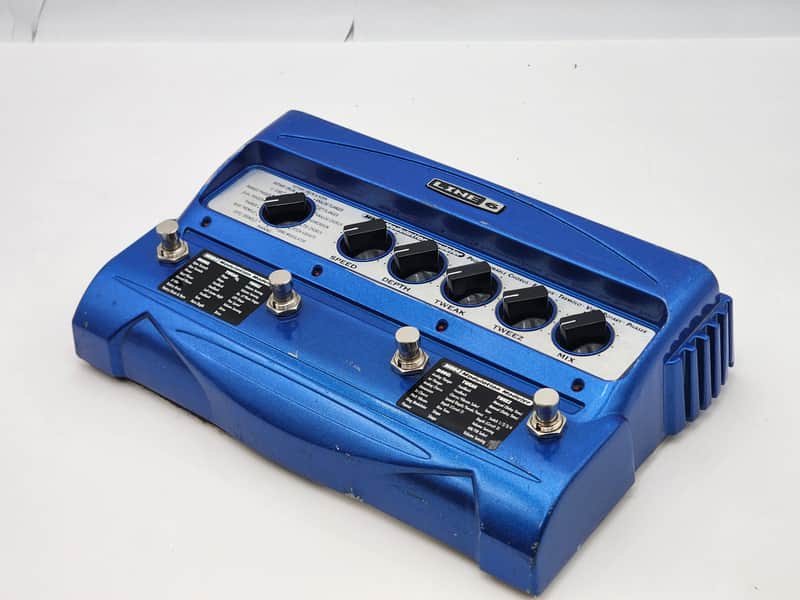 Line 6 MM4 Modulation Modeler | Reverb Canada