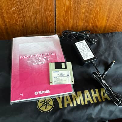 Yamaha PSR-2100 61-key PORTATONE Electric Keyboard w/ bag power