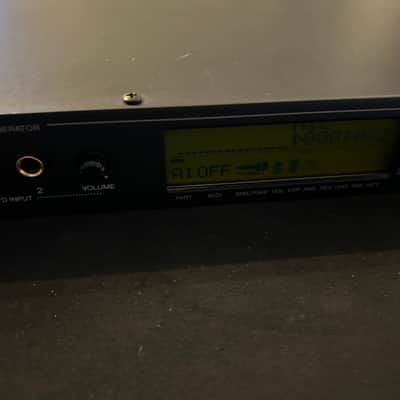 Yamaha MU90R image 3