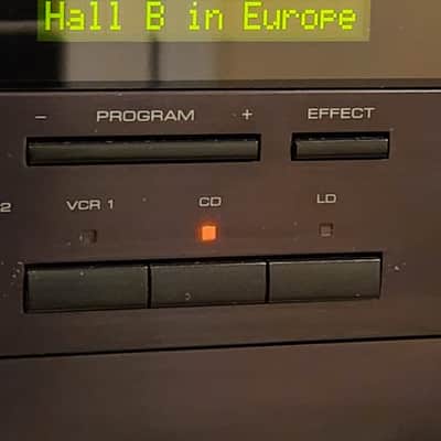 Yamaha Yamaha DSP-A970 is a vintage Digital Sound Field Processing Amplifier 90s  - Black image 2