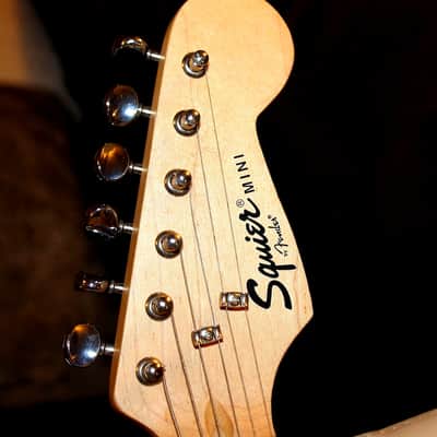 Fender Hello Kitty Stratocaster squier Pink girls guitar image 7