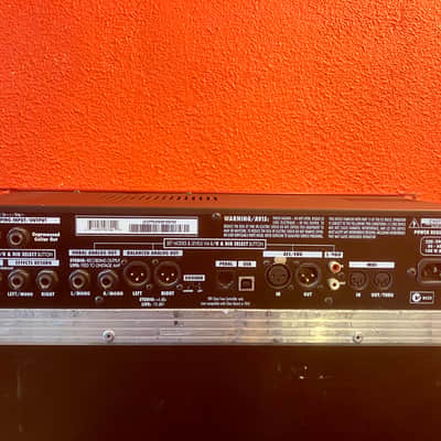 Line 6 POD xt Pro Rackmount Multi-Effect and Amp Modeler 2010s - Red image 2