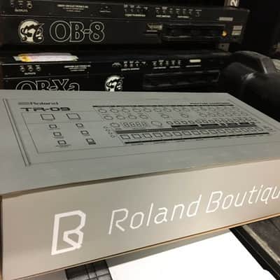 Roland Boutique Series TR-09 Rhythm Performer Drum Machine Brand New //ARMENS// image 2