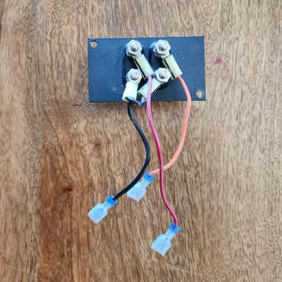 Crown CE2000 power amp output module image 2
