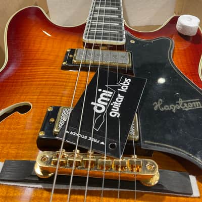 Hagstrom '67 Viking II Electric Guitar Vintage Sunburst image 5