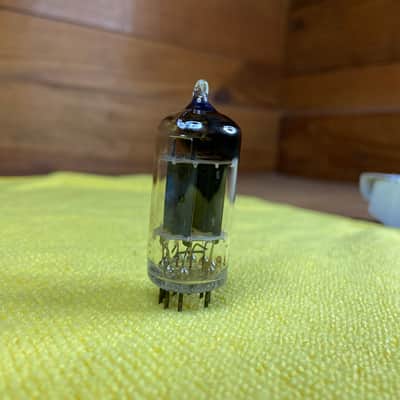 Mullard 12ax7 / ECC 83 Square Getter 50’s image 3