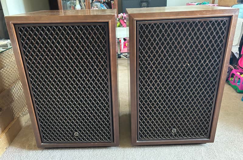 RARE Japan Only Sansui SP300 SP 300 Highest Decibel Sensitivity Speakers 104dB NICE
