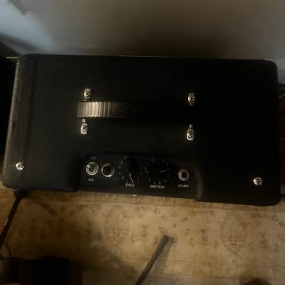 Fender Pro Junior III 15-Watt 1x10" Guitar Combo 2010 - 2016 - Black image 3