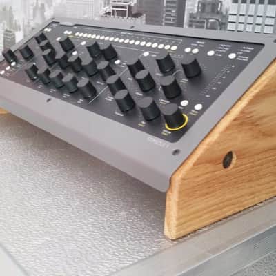 Softube Console 1 mk 2 Solid Oak Stand Tall Version image 3