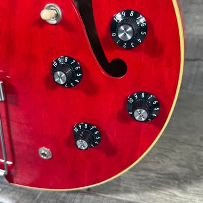 Gibson ES-335 1967 - Cherry - Mint, New Old Stock! image 11