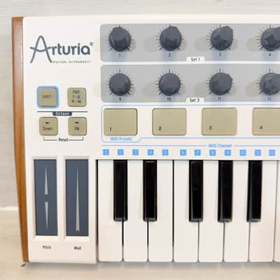 Arturia MiniLab MKII 25-Key MIDI Controller – Compact Studio Powerhouse image 4