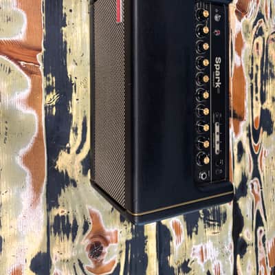 Positive Grid Spark 40 + FOOTSWITCH 40-Watt 2x4" Modeling Guitar Combo 2020 - Present - Black image 2