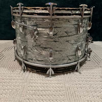 Ludwig New Yorker Bass Drum In Sky Blue Pearl 22x12 image 2