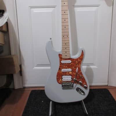 ~Cashified~ Kramer Strat-Style Pewter Rock 'n' Roller image 4
