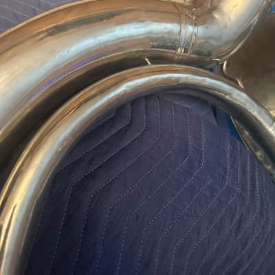 King 2350 BBb Sousaphone with detachable cluster, includes case. image 20