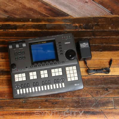 Yamaha QY700 Music Sequencer image 3
