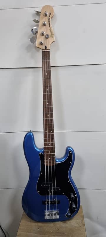 Squier Precision Bass