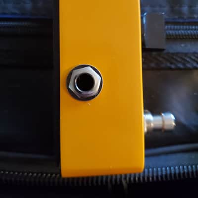 Mooer Yellow Comp 2010s - Yellow image 3