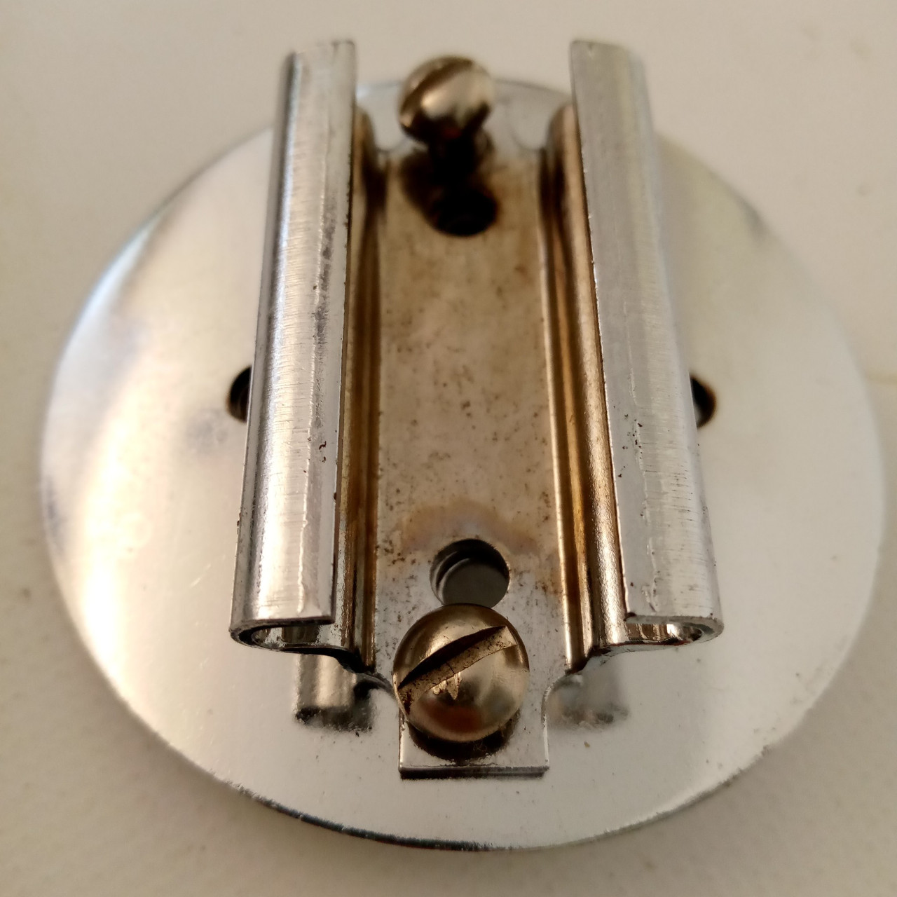 Ludwig Large Concert Tom Drum Mount/Bongo Clip Chrome 1 1/4-Classic1 7/8"Vintage — main photograph