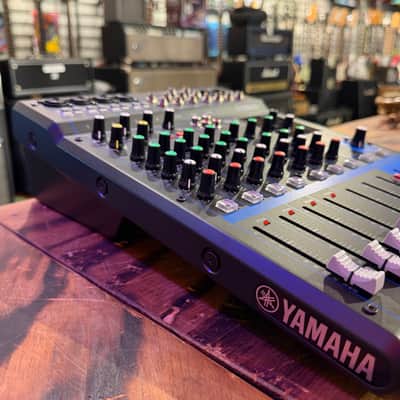 Yamaha MG10XUF 10 Channel Analog Mixer 2018 - Present - Black image 2
