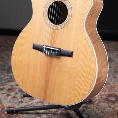 Taylor 214ce-N Nylon Grand Auditorium Acoustic/Electric Guitar with Gig Bag image 4