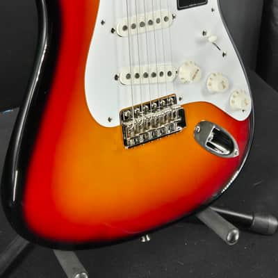 Fender Vintera® III Late '50s Stratocaster®, Maple Fingerboard, 3-Color Sunburst image 3