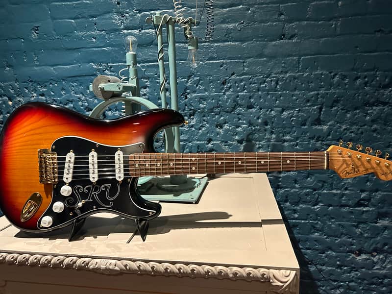 Fender Stevie Ray Vaughan Stratocaster SRV Strat 1994 - Sunburst