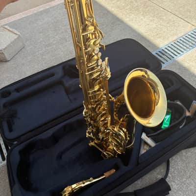 Jean Paul USA TS-400 Student Tenor Sax Outfit with Contoured Case 2010s - Clear-Lacquered Brass image 2