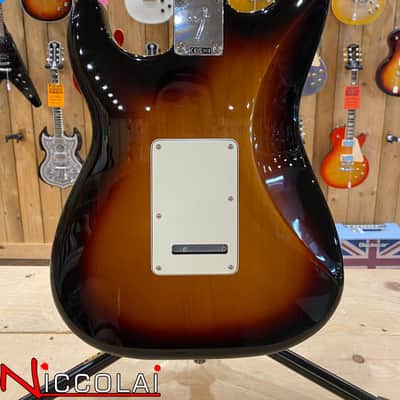 Fender Player II Stratocaster HSS, Rosewood Fingerboard, 3-Color Sunburst image 10