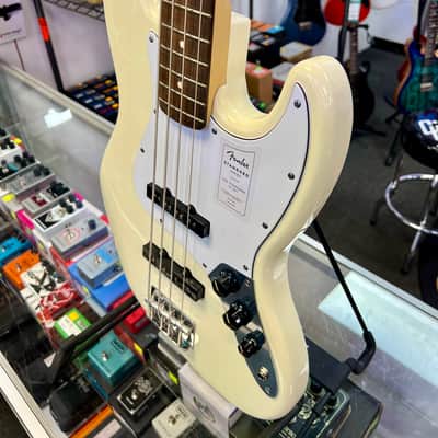 Fender Standard Jazz Bass, Laurel Fingerboard, White Pickguard, Olympic White image 7