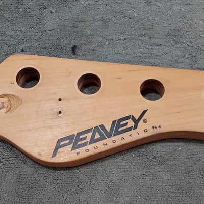 Peavey Foundation Neck 1992-warped image 2