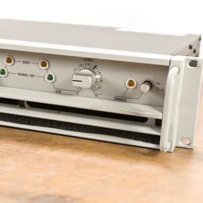 Crown Macro-Tech 602 2-Channel Power Amplifier CG0127S image 2