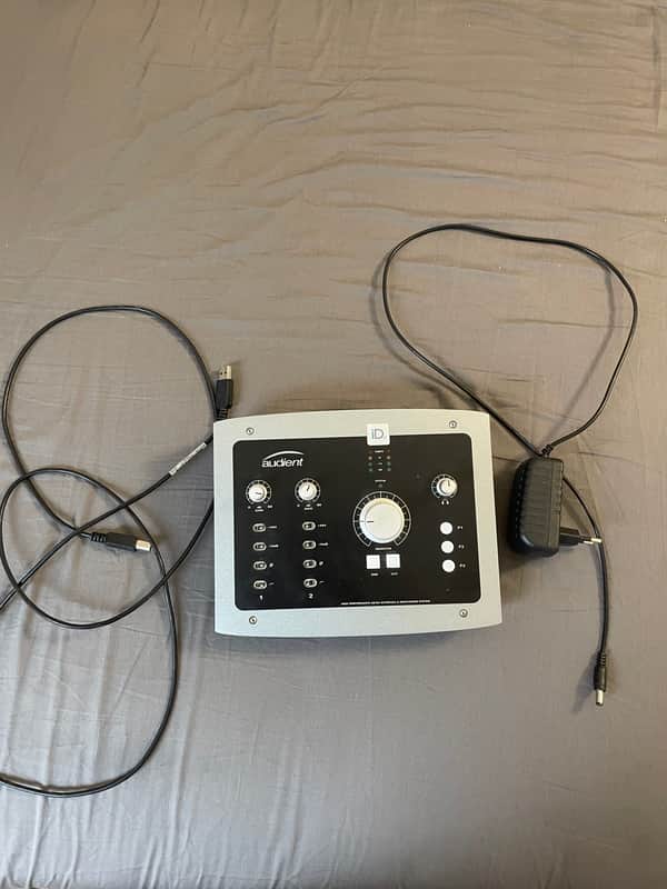 Audient iD22 Desktop USB Audio Interface 2010s - Black image 1