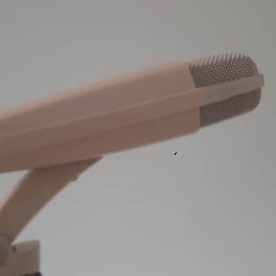 Sennheiser MD 421-2 Cardioid Dynamic Microphone 1960s - 1970s - White image 11