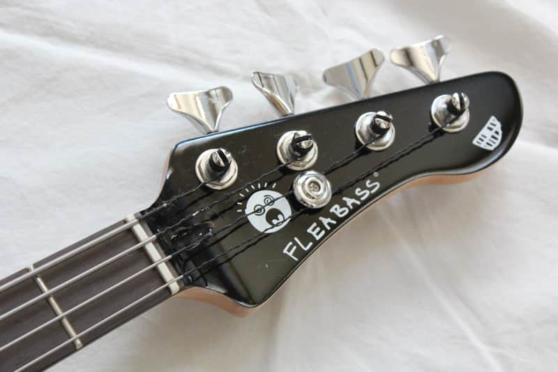 Fleabass Model 32 Junior Short Scale Flea Signature 4 String Bass