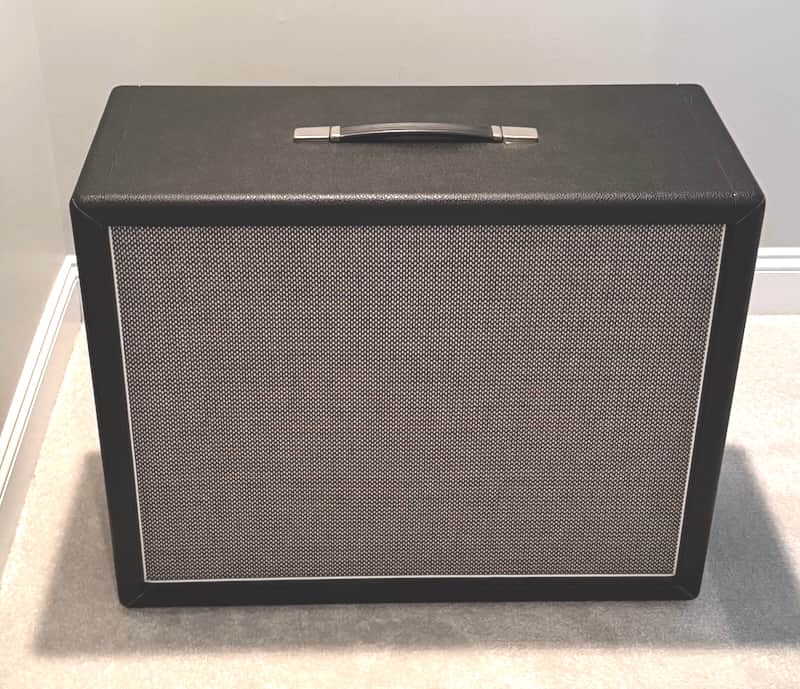 Germino 2x12 Cabinet with Greenbacks image 1