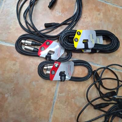 10 DMX lights, Bigfoot controller and leads image 8